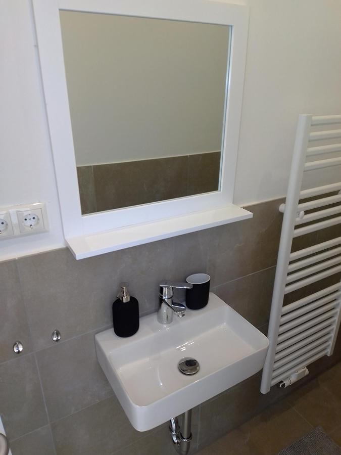 Zentrale Ruhige Lage Mit Parkplatz Und Terrasse Apartment Bad Honnef Bagian luar foto